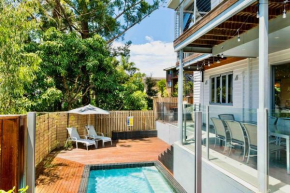 Large Tugun Modern House minutes to the beach